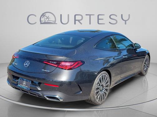 Graphite Grey Metallic 2026 Mercedes-Benz CLE 300