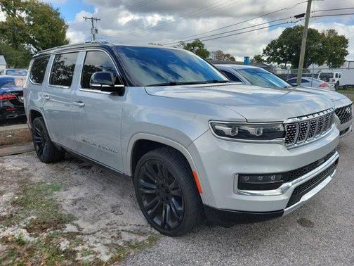 2023 Jeep Grand Wagoneer Base