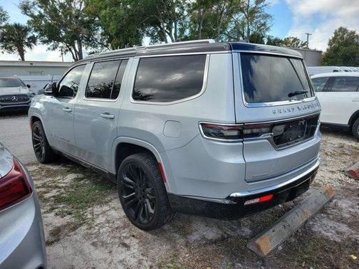 2023 Jeep Grand Wagoneer Base