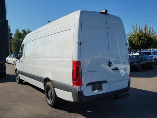 2025 Mercedes-Benz Sprinter 2500 High Roof
