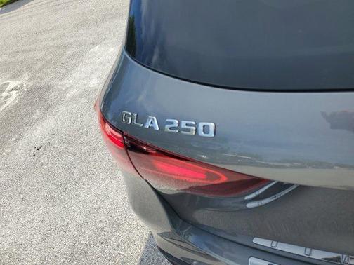 2026 Mercedes-Benz GLA 250 Base