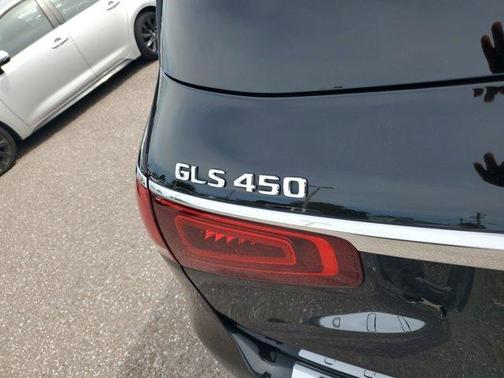 2021 Mercedes-Benz GLS 450 4MATIC