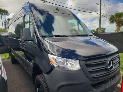 2025 Mercedes-Benz Sprinter 2500 High Roof