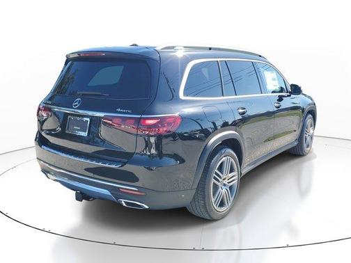 2025 Mercedes-Benz GLS 450 4MATIC