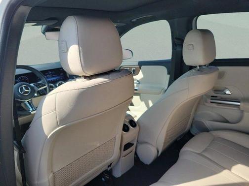 2026 Mercedes-Benz GLA 250 Base