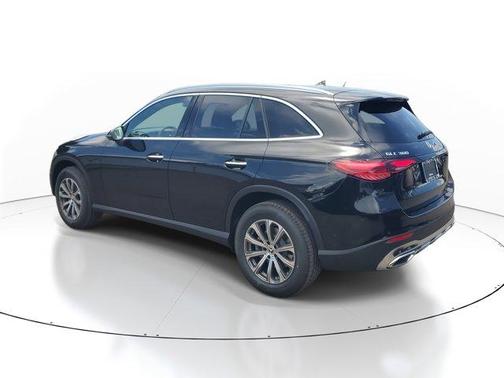 2025 Mercedes-Benz GLC 300 Base