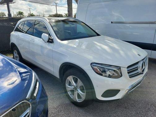 2018 Mercedes-Benz GLC 300 Base