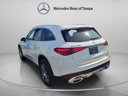 2025 Mercedes-Benz GLC 300 Base