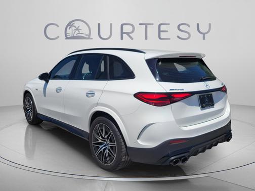 Polar White 2026 Mercedes-Benz AMG GLC 43