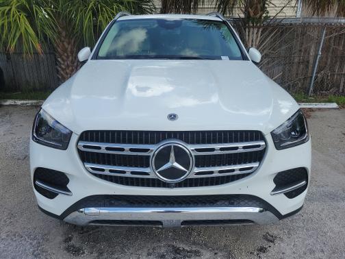 Polar White 2025 Mercedes-Benz GLE 450e