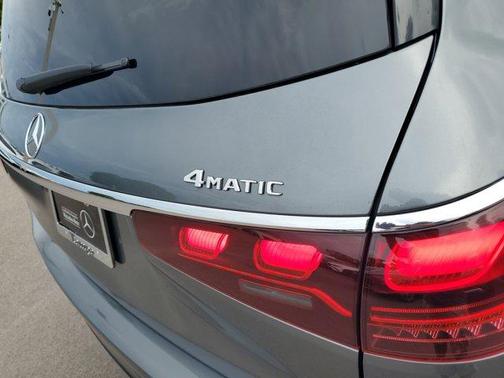 2025 Mercedes-Benz GLS 450 4MATIC