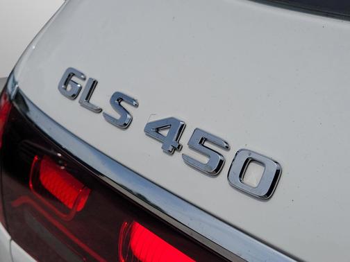 Polar White 2026 Mercedes-Benz GLS 450 4MATIC