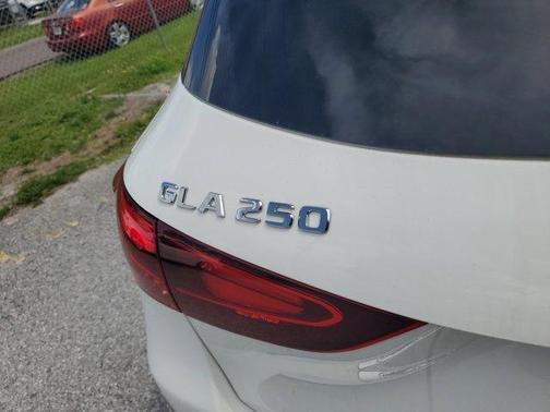 2025 Mercedes-Benz GLA 250 Base