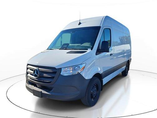 2025 Mercedes-Benz Sprinter 2500 Standard Roof