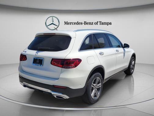 2022 Mercedes-Benz GLC 300 