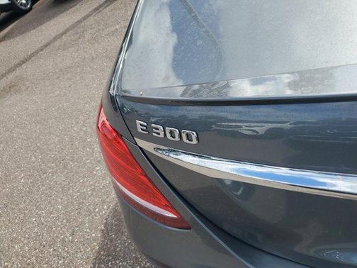 2019 Mercedes-Benz E-Class E 300
