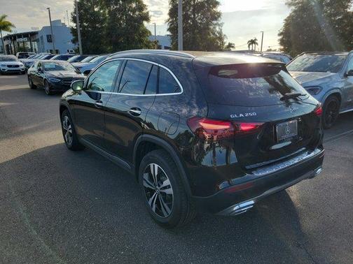 2025 Mercedes-Benz GLA 250 Base