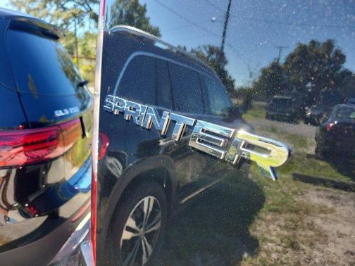 2025 Mercedes-Benz Sprinter 2500 144 WB Standard Roof Passenger