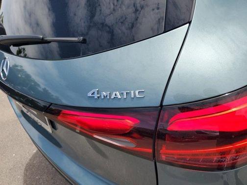 2025 Mercedes-Benz GLC 350e Base 4MATIC
