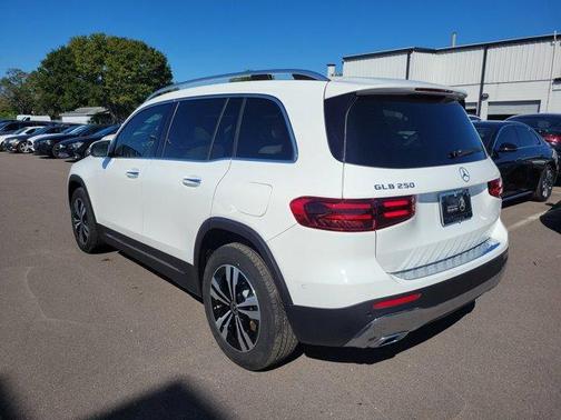 2025 Mercedes-Benz GLB 250 Base
