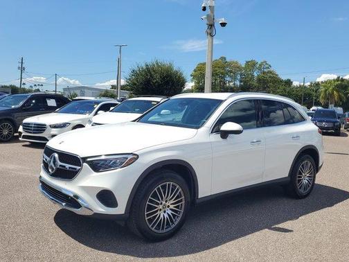 2025 Mercedes-Benz GLC 300 Base