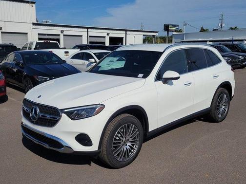 2026 Mercedes-Benz GLC 300 Base