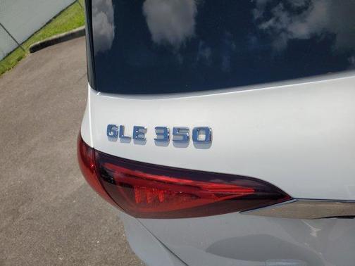 2021 Mercedes-Benz GLE 350 Base