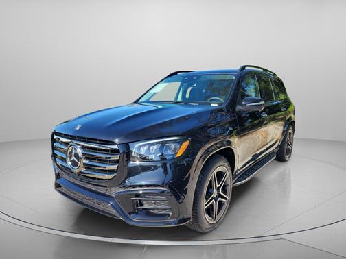 Obsidian Black Metallic 2026 Mercedes-Benz GLS 450 4MATIC