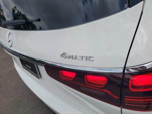 2026 Mercedes-Benz GLS 450