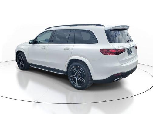 2026 Mercedes-Benz GLS 450