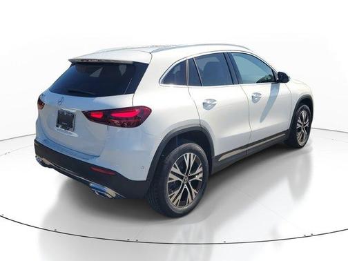 2025 Mercedes-Benz GLA 250 Base