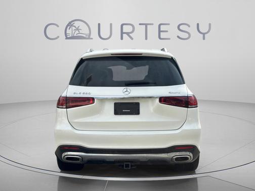 MANUFAKTUR Diamond White Metallic 2023 Mercedes-Benz GLS 580