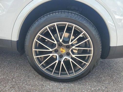 2019 Porsche Cayenne Base