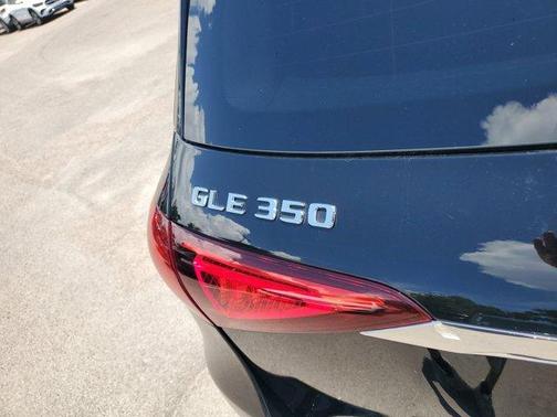 2022 Mercedes-Benz GLE 350 Base 4MATIC