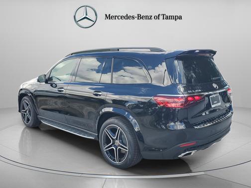 Obsidian Black Metallic 2026 Mercedes-Benz GLS 450 4MATIC