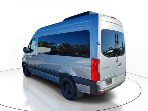2025 Mercedes-Benz Sprinter 2500 144 WB Standard Roof Passenger
