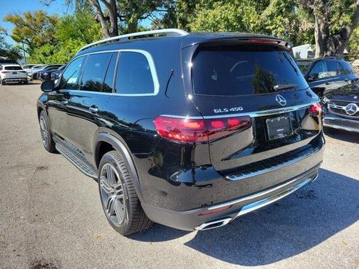 2026 Mercedes-Benz GLS 450 4MATIC