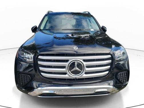 2026 Mercedes-Benz GLS 450