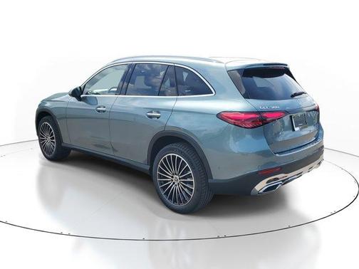 2025 Mercedes-Benz GLC 300 Base