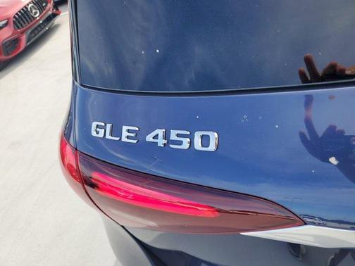 2026 Mercedes-Benz GLE 450 4MATIC