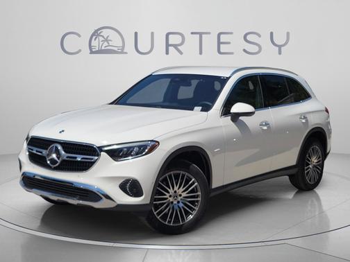 Polar White 2026 Mercedes-Benz GLC 300 Base