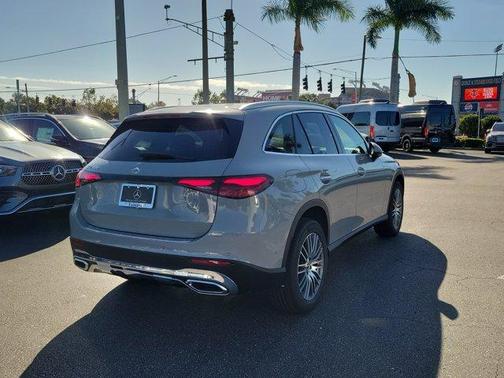 2026 Mercedes-Benz GLC 300 Base