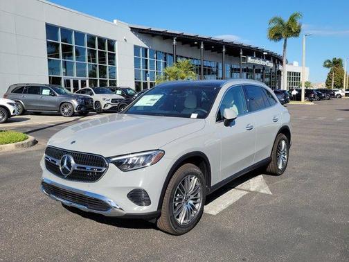 2026 Mercedes-Benz GLC 300 Base