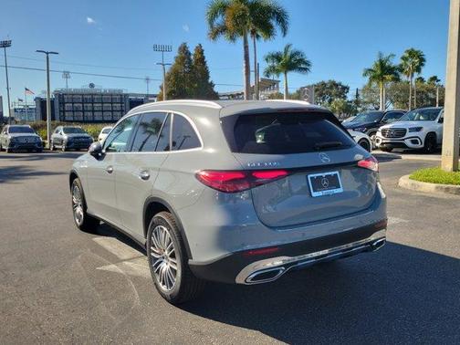 2026 Mercedes-Benz GLC 300 Base
