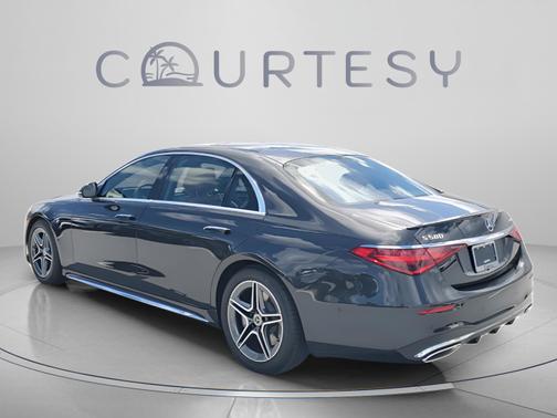 Graphite Grey Metallic 2026 Mercedes-Benz S-Class S 580 4MATIC