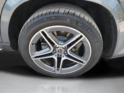 2026 Mercedes-Benz GLS 450 4MATIC