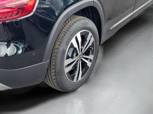 2025 Mercedes-Benz GLB 250 Base