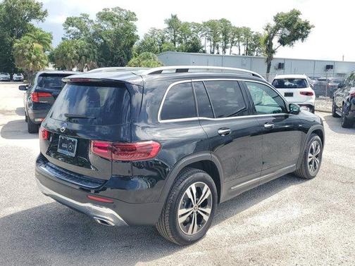 2025 Mercedes-Benz GLB 250 Base