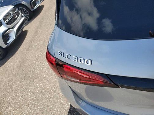 2026 Mercedes-Benz GLC 300 Base