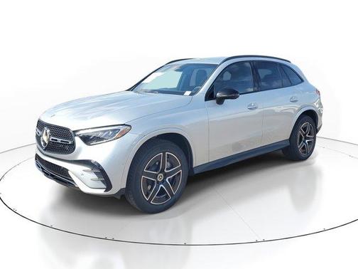 2026 Mercedes-Benz GLC 300 Base